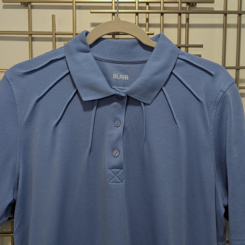 Blair Short Sleeve Butter Soft Polo Shirt‎ Light Blue Pin Tuck Women's Size L - Picture 3 of 9